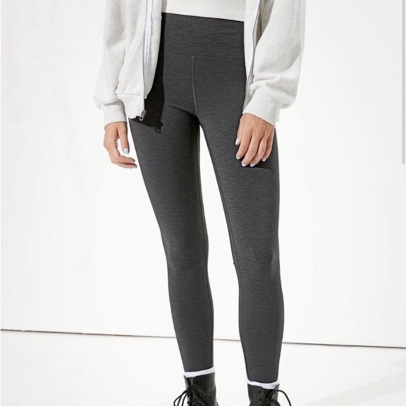 NWT AEO/Aerie oversized tee/legging combo, both size XS, tee could fit up to med - Picture 4 of 12